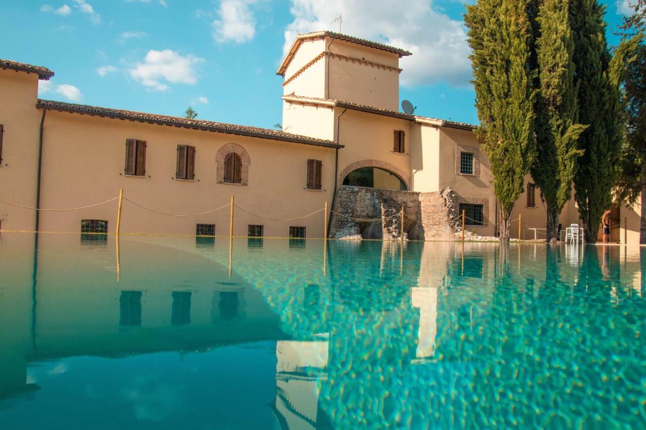 Вилла Borgo Delle Mole Сполето Экстерьер фото
